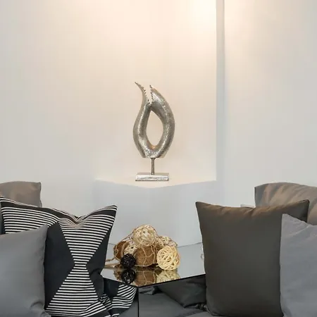 Apartment Ace Location | Luxury Building *