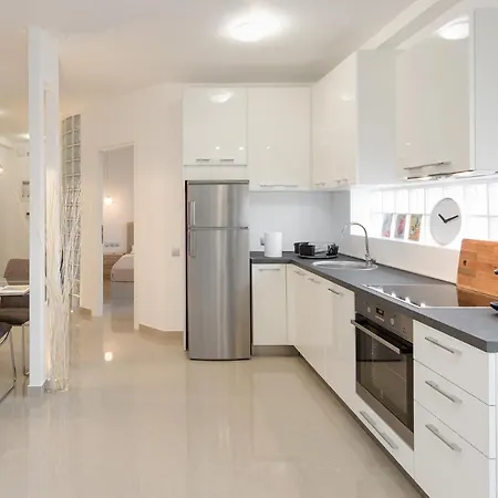 Ace Location | Luxury Building * Thessaloniki
