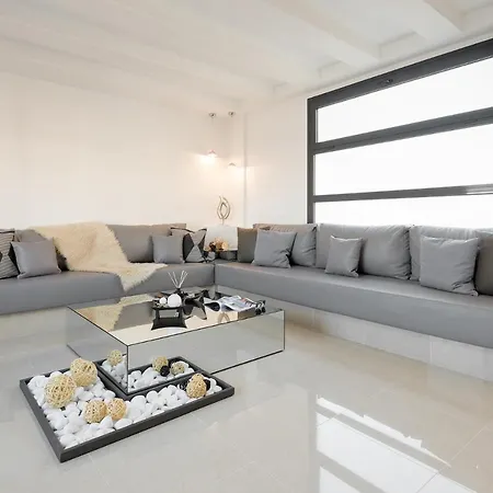 Ace Location | Luxury Building * Thessaloniki