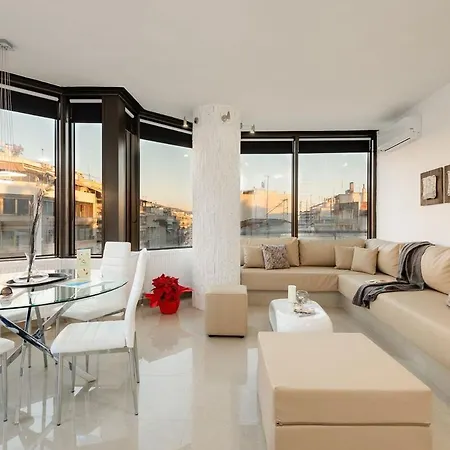 Ace Location | Luxury Building شقة سالونيك