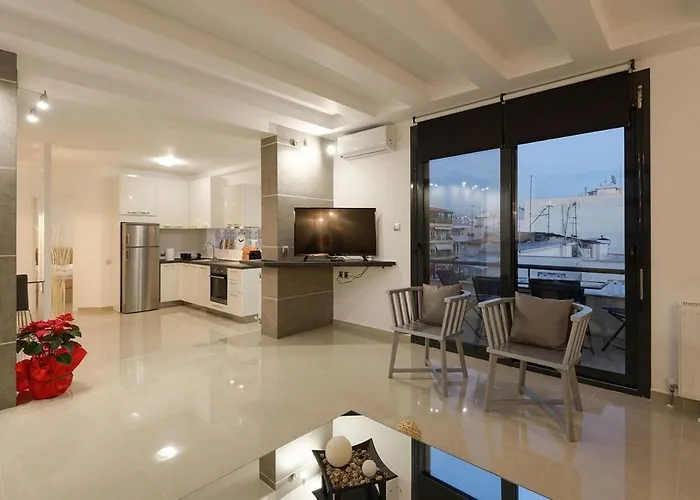 Ace Location | Luxury Building *