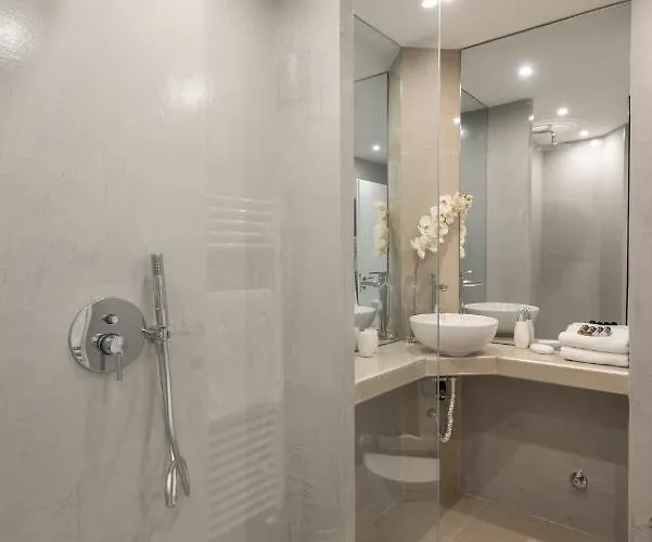 Daire Ace Location | Luxury Building